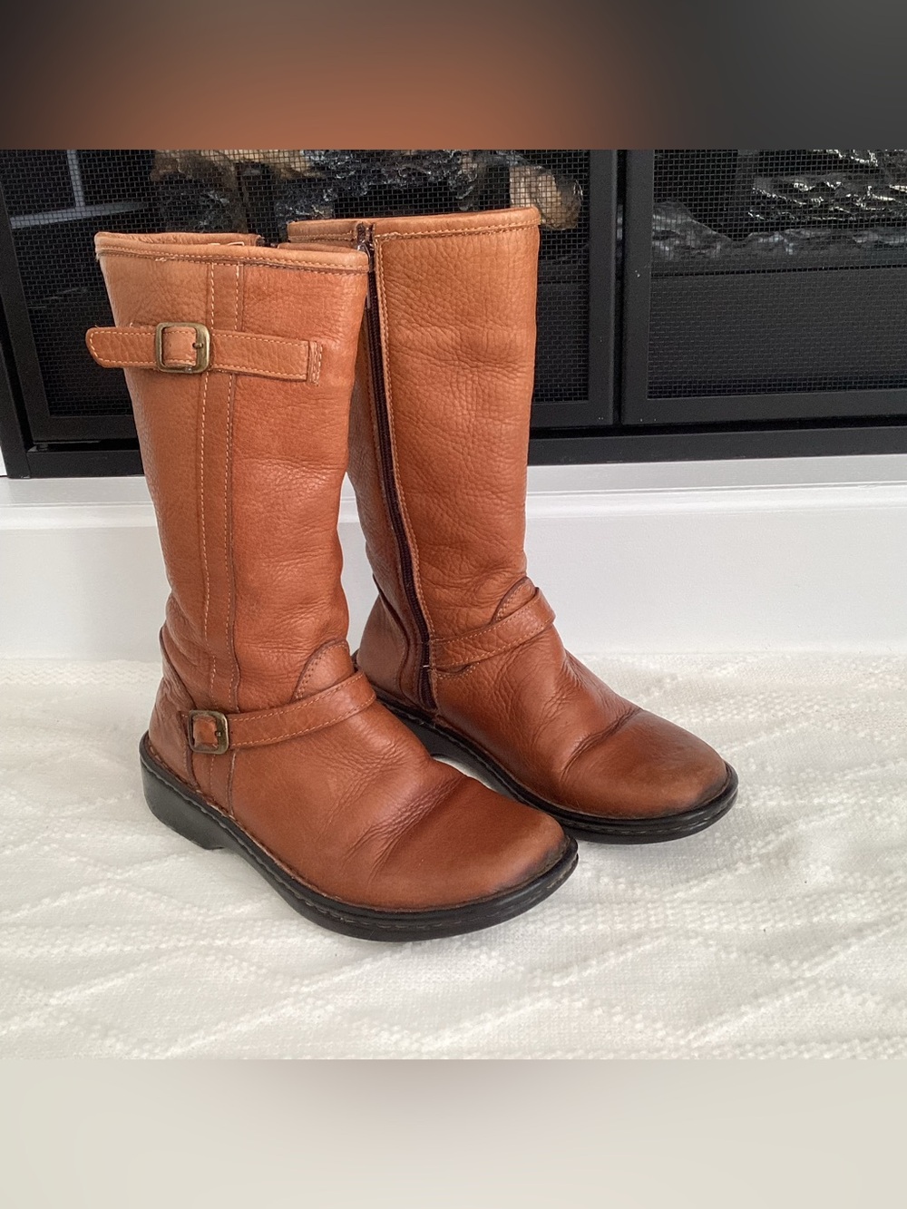 Lobo Solo Leather boots, made in Mexico, size 7.